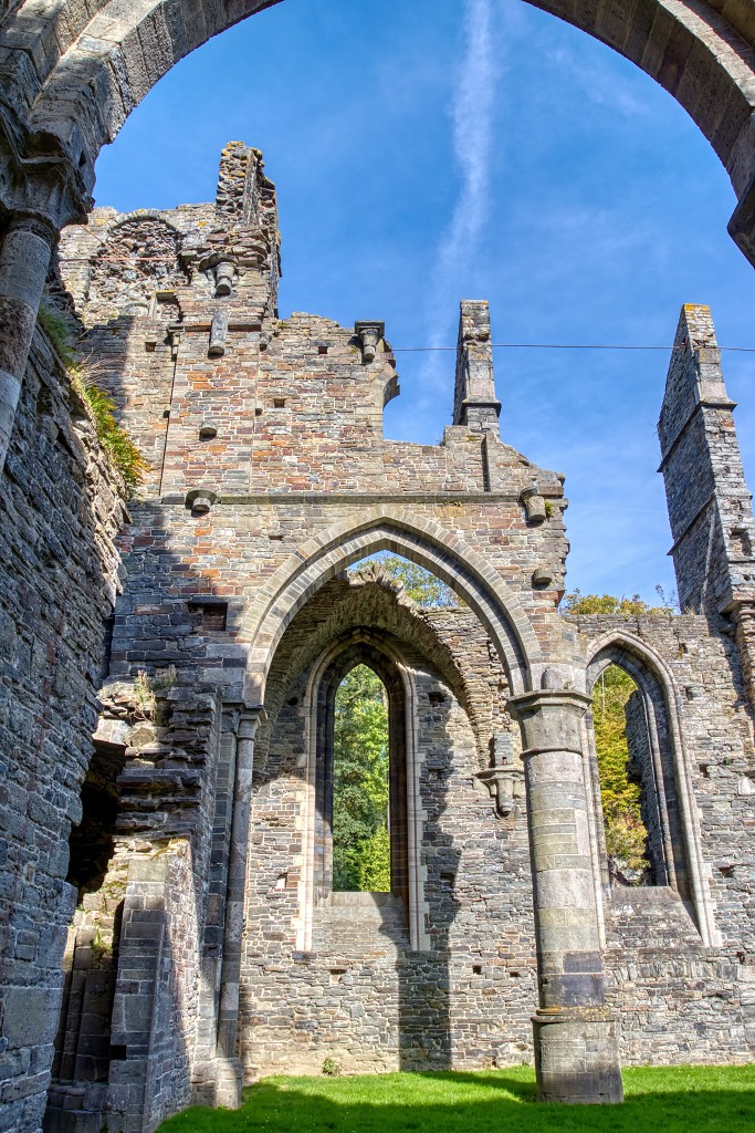 HDR Abbaye Villers-la-Ville villers la ville kerk eglise kerkfotografie religie religion bedevaart rooms katholiek kathedraal pelgrimage cathedrale klooster basiliek basilique